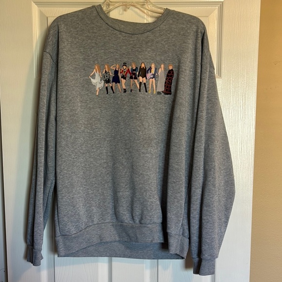 Unbranded Taylor Swift gray crew neck sweatshirt size XL - Picture 1 of 8